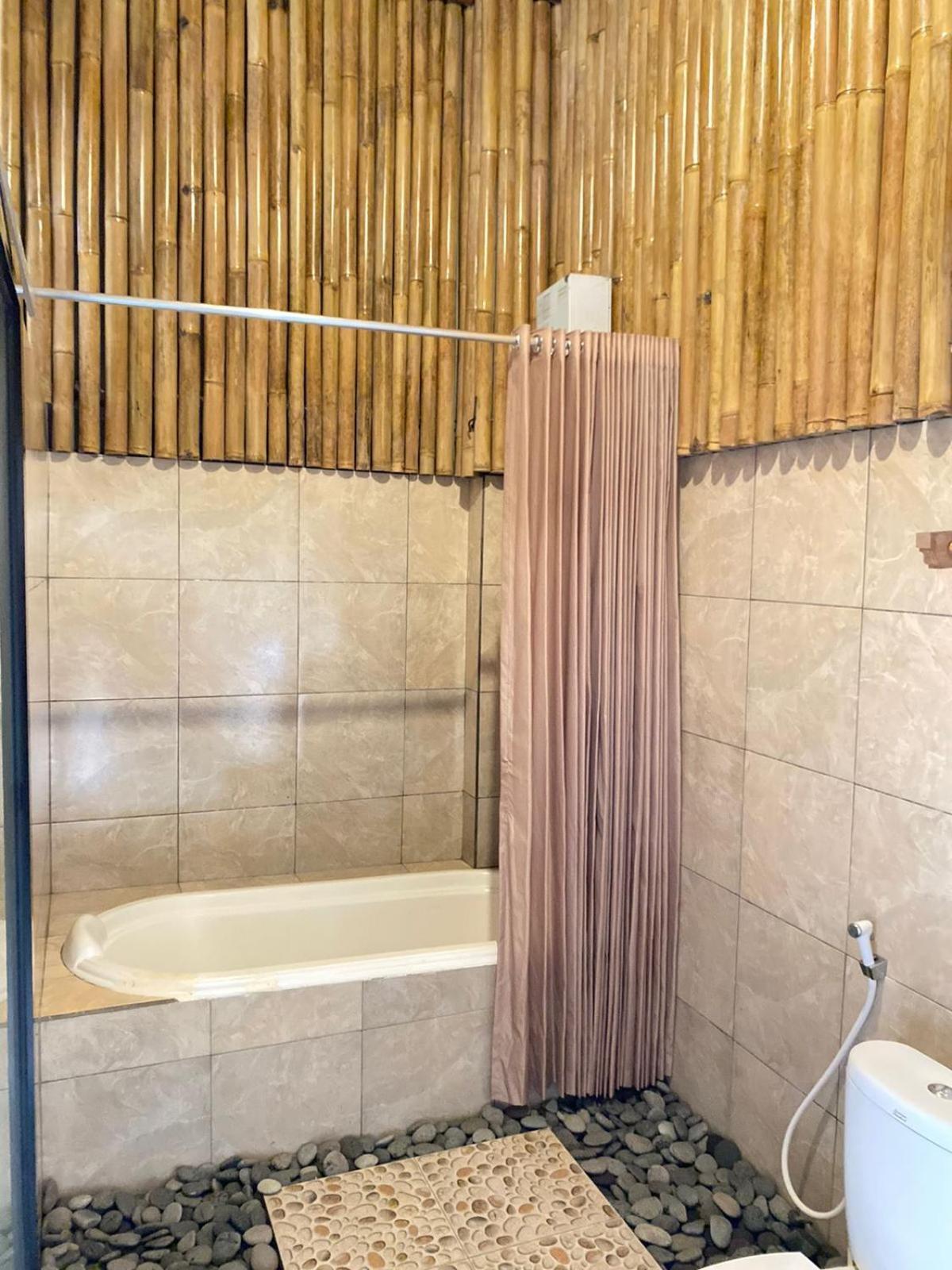 Lumbung Ayu Sari And Spa Сідемен Номер фото